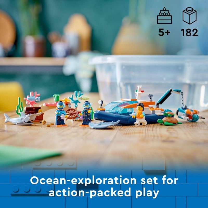 LEGO City 60377 Explorer Diving Boat Building Toy Set (182 Pieces) Balok Mainan Anak (5 Tahun+)