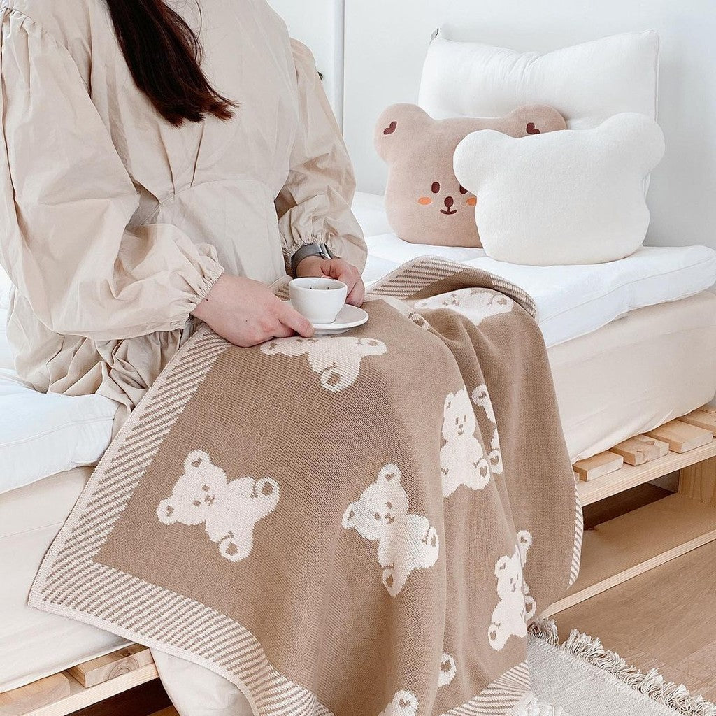 Kuma Blanket Care Bear Brown