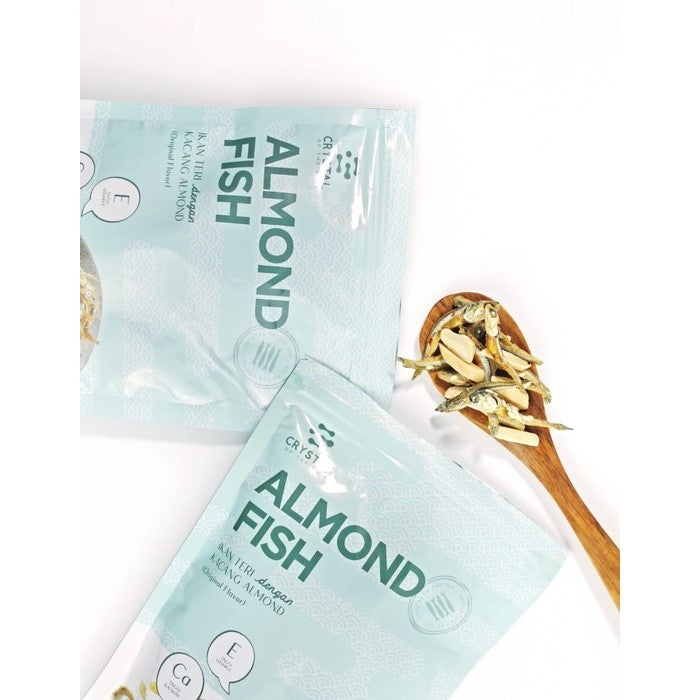 Crystal of the Sea Almond Fish Snack (80GR) / Ikan Teri Jengki Kacang
