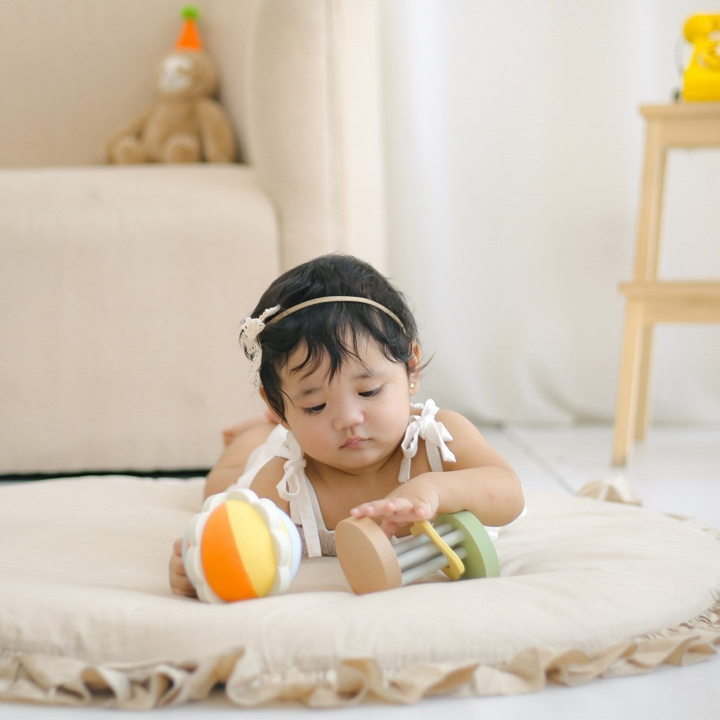 Learning Time Rolling Rattle For Tummy Time - Mainan Kayu Untuk Bayi Latihan Merangkak Usia 1-9 Bulan