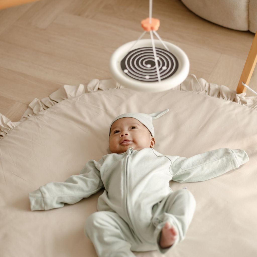 Learning Time Spinning Mobile - Mainan Gantungan Bayi Baru Lahir / Newborn Stimulasi Mata / Warna Kontras Usia 0-4 Bulan