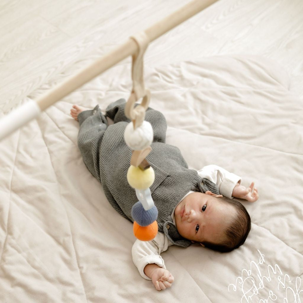 Learning Time Many Balls Mobile - Mainan Gantungan Bayi Baru Lahir / Newborn Stimulasi Sensorik Usia 0-6 Bulan