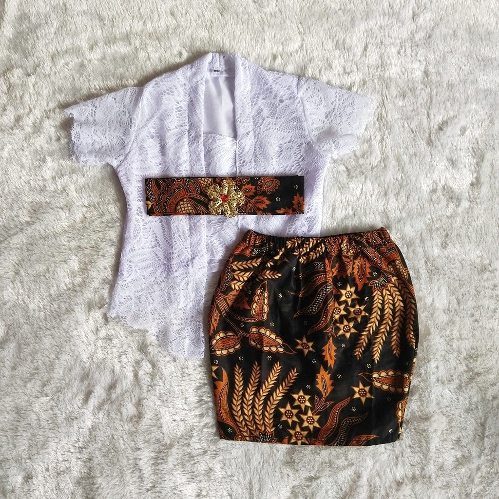Setelan kebaya bayi dan anak kutubaru furing rok span pendek