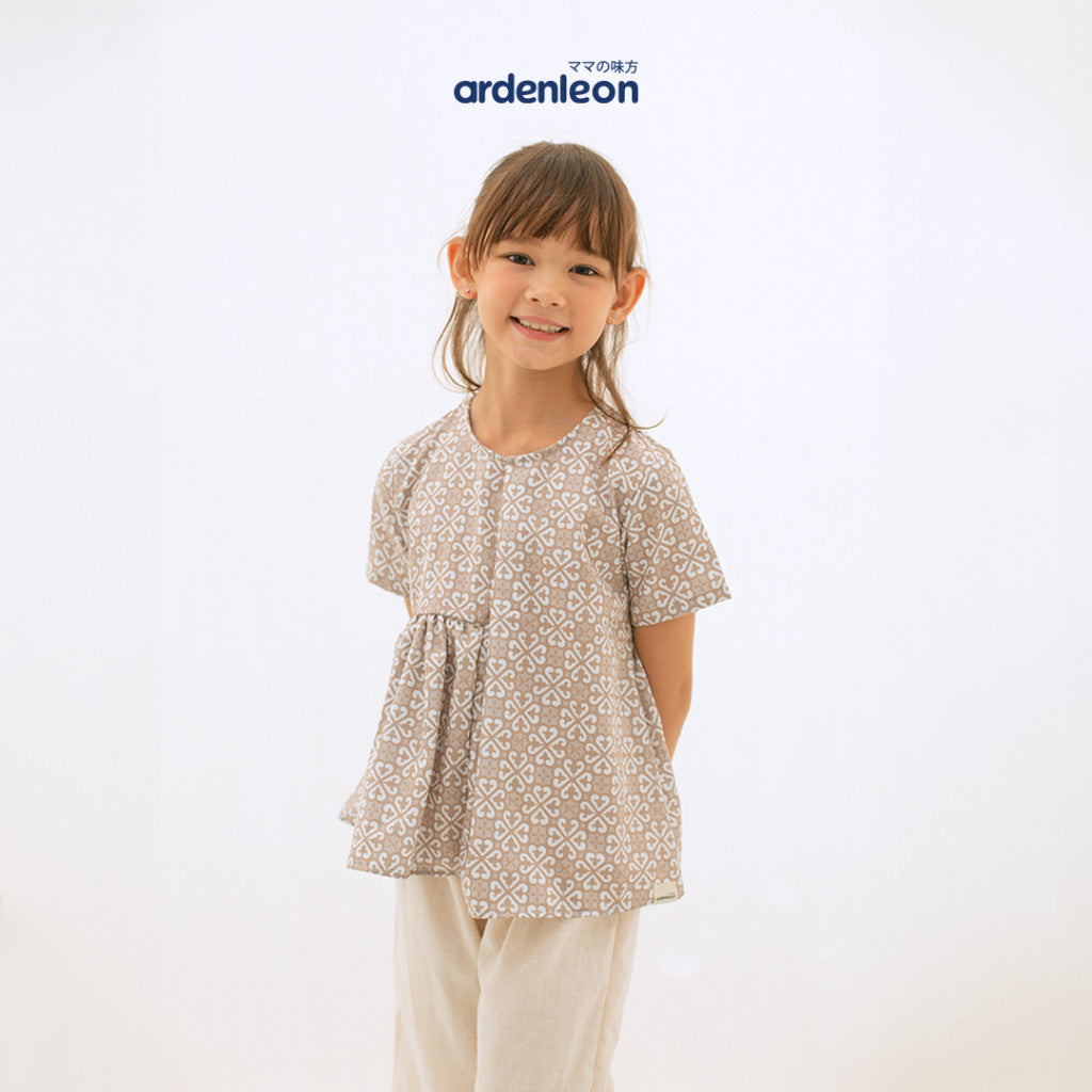 ARDENLEON Setelan Anak Perempuan Saraswati Batik Set 2.0