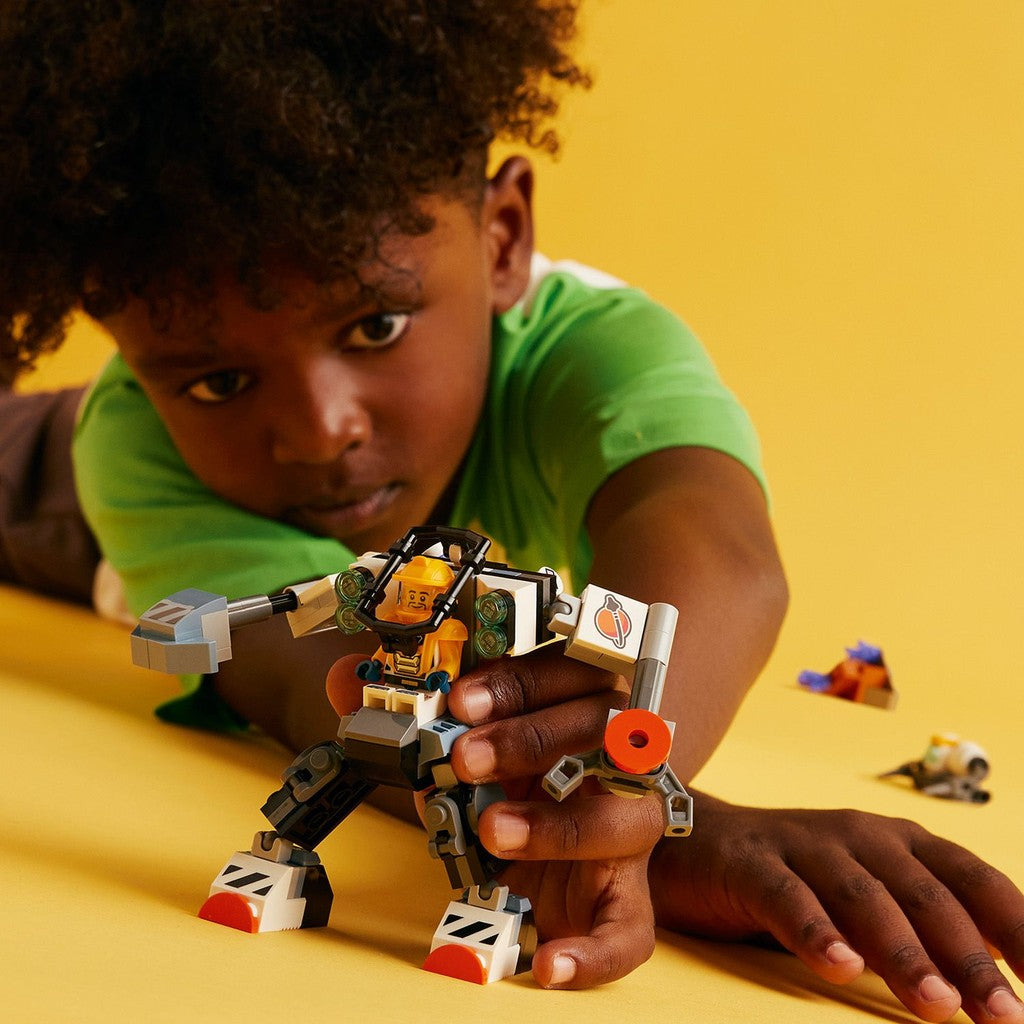 LEGO City 60428 Space Construction Mech Suit Toy (140 Pieces) Balok Mainan Anak (6 Tahun+)