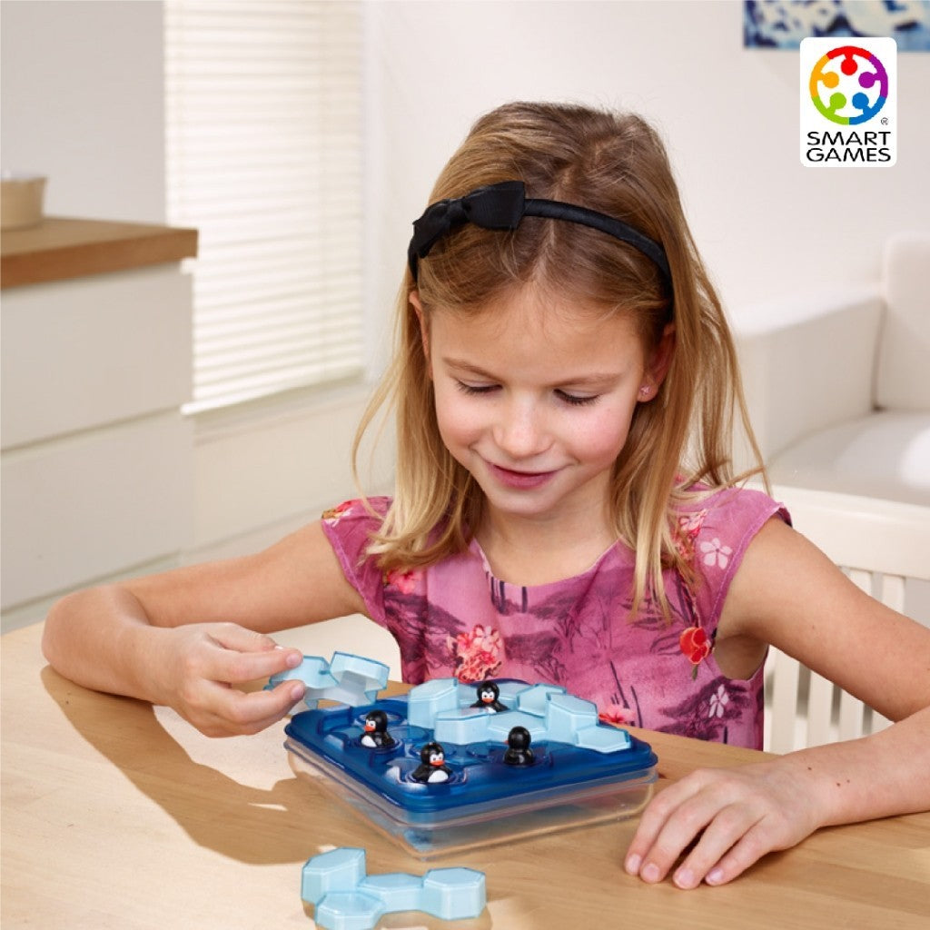 Smart Games Penguins Pool Party Mainan Edukasi Board Game