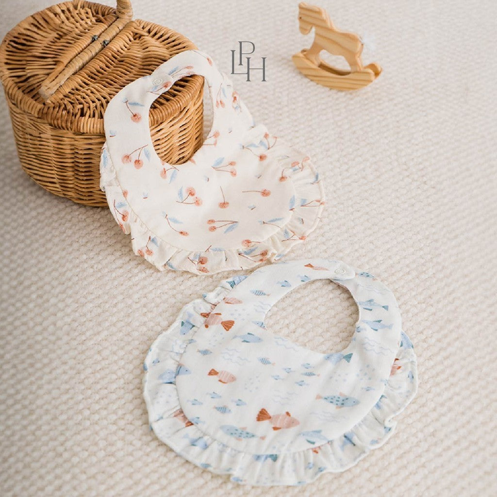 Little Palmerhaus - Muslin Ruffle Bib (Celemek Bayi)