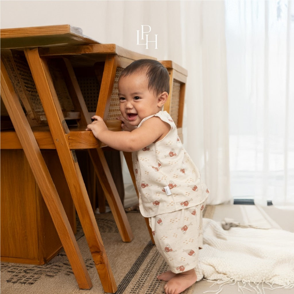 Little Palmerhaus - Little Wear Button Sleeveless Set (Setelan Bayi Lengan Buntung) 34.0