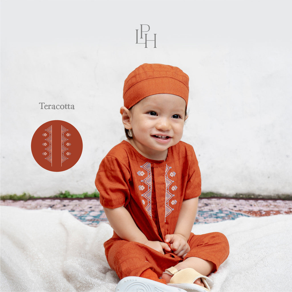 Little Palmerhaus - Baju Lebaran 2026 - Rihla Baby Boy Set + Peci (Setelan Baju Koko Bayi Laki-laki dan Peci)